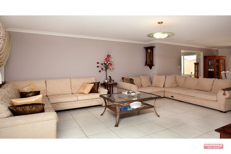 Property photo of 28 Crosthwait Circle Tapping WA 6065