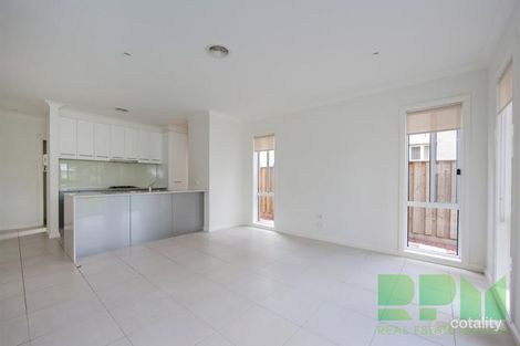 Property photo of 73 Vaucluse Boulevard Point Cook VIC 3030