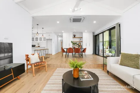 Property photo of 10 Edgeview Court Leanyer NT 0812