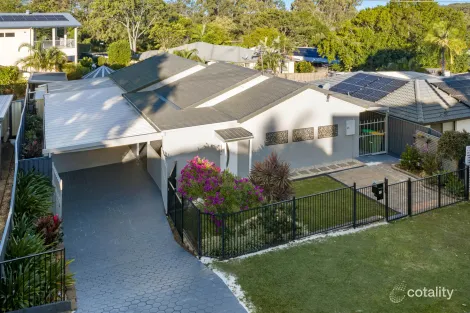 10 Sylvania St, Wellington Point, QLD 4160