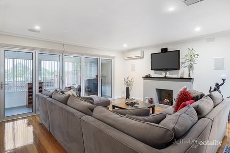 Property photo of 31 Dehnert Street Doncaster East VIC 3109