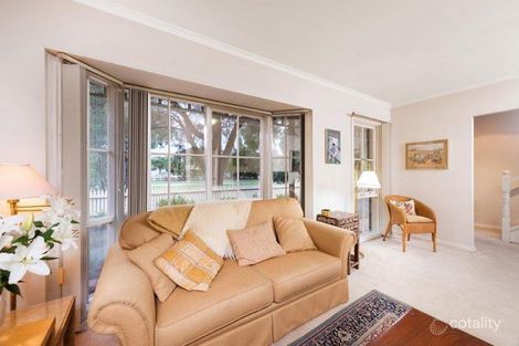 Property photo of 4/14-18 Wahroongaa Crescent Murrumbeena VIC 3163