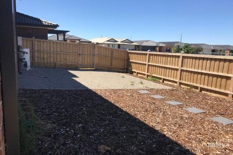 Property photo of 51 Solitude Crescent Point Cook VIC 3030