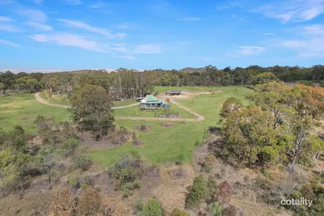 Property photo of 242 Marinis Road Mount Tully QLD 4380