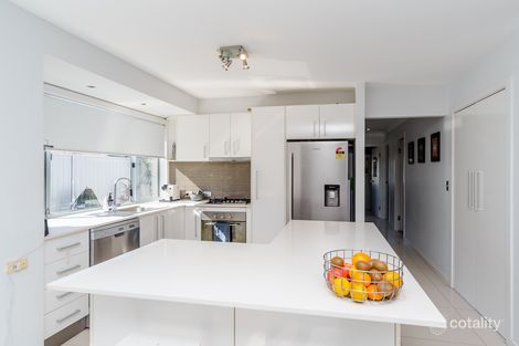 Property photo of 16 Burrendong Road Coombabah QLD 4216