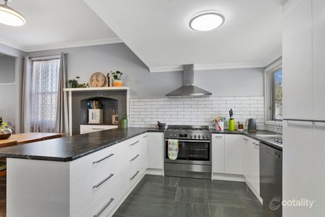 6 Magazine St, Eaglehawk, VIC 3556