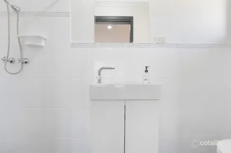 Property photo of 4 Washington Drive Craigmore SA 5114