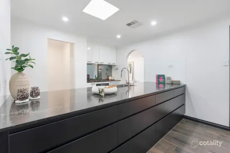 Property photo of 4 Washington Drive Craigmore SA 5114