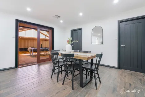 Property photo of 4 Washington Drive Craigmore SA 5114