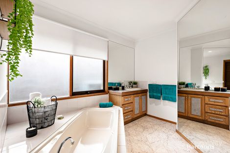 Property photo of 4 Elder Close Hallam VIC 3803