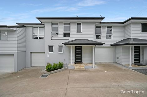 Property photo of 2/202 Northcott Drive Adamstown Heights NSW 2289