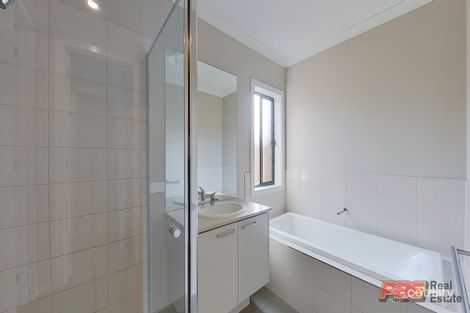 Property photo of 10 Barrier Avenue Dalyston VIC 3992