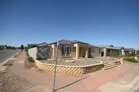 Property photo of 1 Holdfast Drive Sheidow Park SA 5158