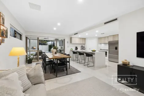 Property photo of 37A Bartlett Crescent Karrinyup WA 6018