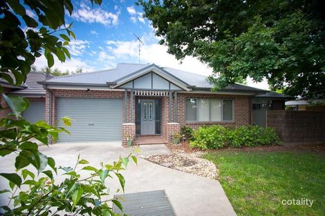Property photo of 2/10 Howey Street Gisborne VIC 3437