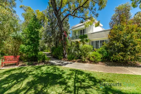 Property photo of 11 Whimbrel Crescent Coodanup WA 6210