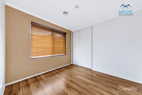 Property photo of 23 Astley Wynd Lynbrook VIC 3975