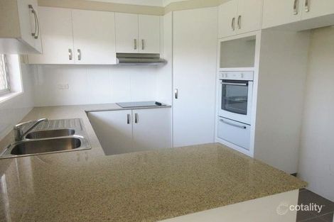 Property photo of 8 Ilkinia Avenue Broadbeach Waters QLD 4218