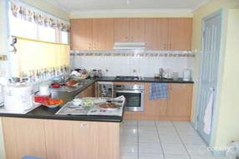 Property photo of 7 Congo Court Roxburgh Park VIC 3064