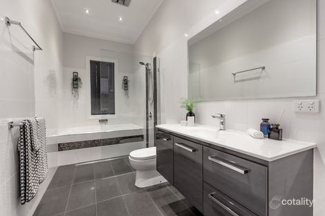 Property photo of 1/4 Richardson Street Hughesdale VIC 3166