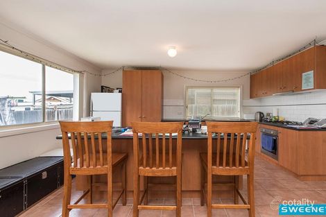 Property photo of 27 Chifley Circuit Burnside Heights VIC 3023
