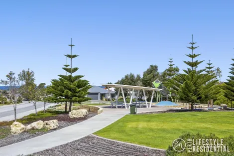Property photo of 12 Dhufish Way Two Rocks WA 6037