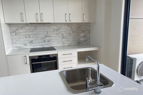 302/300 Brunker Rd, Adamstown, NSW 2289