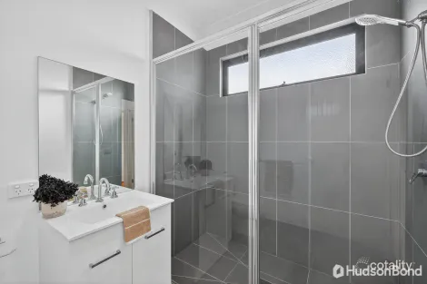 Property photo of 2/23 Carol Grove Tullamarine VIC 3043
