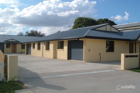 2/210 William St, Allenstown, QLD 4700