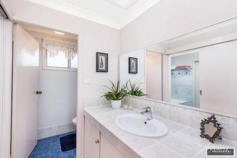 Property photo of 32 De Havilland Crescent Raby NSW 2566