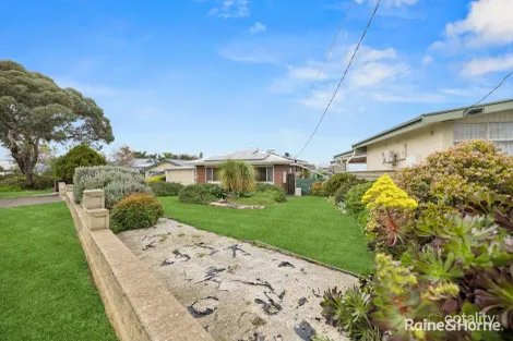 30 Surrey Pde, Morphett Vale, SA 5162