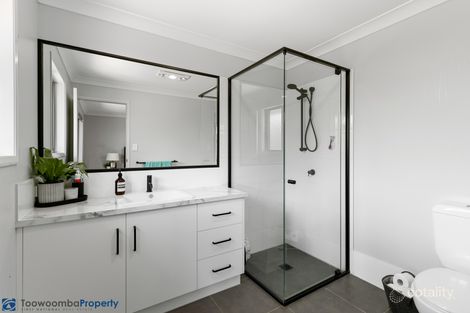 Property photo of 26 Tallowwood Boulevard Cotswold Hills QLD 4350