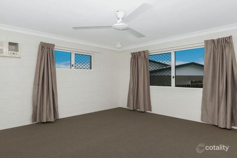 Property photo of 9 Saddle Court Mount Louisa QLD 4814