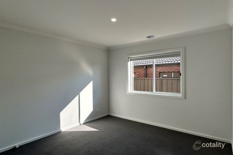 Property photo of 2 Lampra Way Huntly VIC 3551
