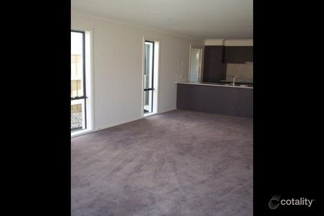 Property photo of 34 Belleville Close Burnside Heights VIC 3023