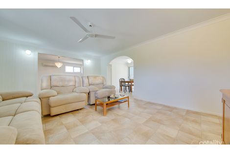 Property photo of 7 Seahorse Crescent Lammermoor QLD 4703