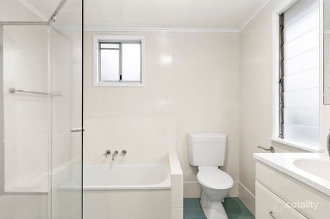 Property photo of 34 Pampling Street Camp Hill QLD 4152