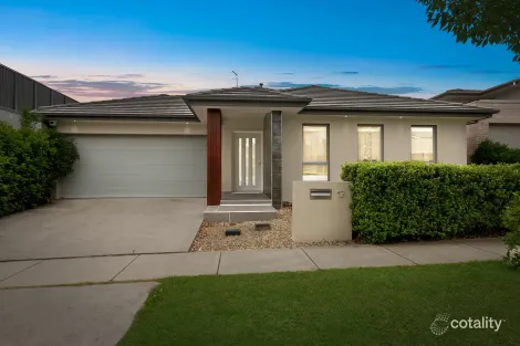 Property photo of 12 Hooton Street Forde ACT 2914