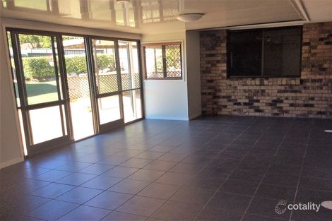 1 Camille Cres, Wynnum West, QLD 4178