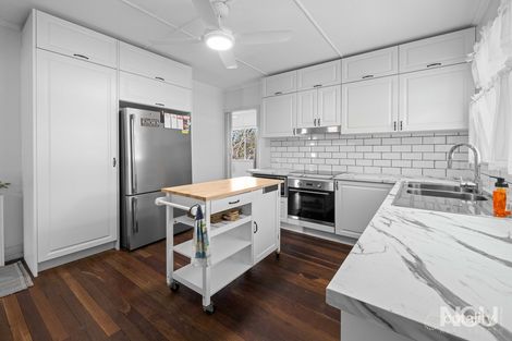 Property photo of 41 Grenadier Circle Ebbw Vale QLD 4304