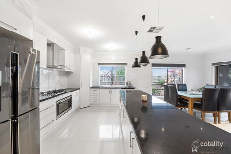 Property photo of 34 Mapleton Boulevard Melton South VIC 3338