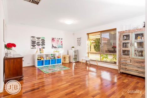 Property photo of 2/4 Henning Crescent Manning WA 6152