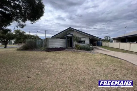 4/16 Queen St, Kingaroy, QLD 4610