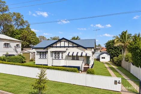 17 HAMILTON ST, BOOVAL, QLD 4304