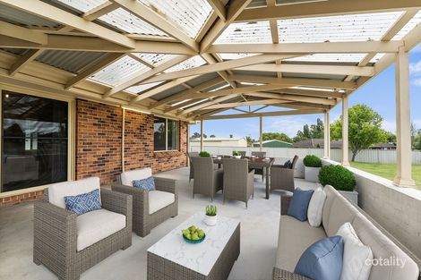 Property photo of 4 Vanessa Place Moss Vale NSW 2577