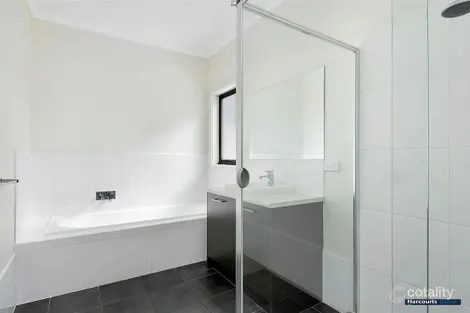 Property photo of 38 Greenview Place Blakeview SA 5114