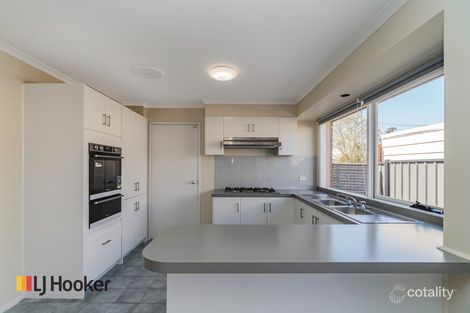Property photo of 5 Tenby Court Craigieburn VIC 3064