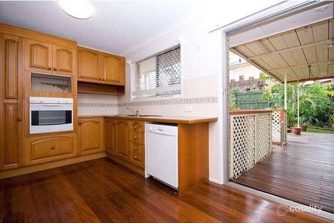 Property photo of 154 Bamboo Avenue Benowa QLD 4217
