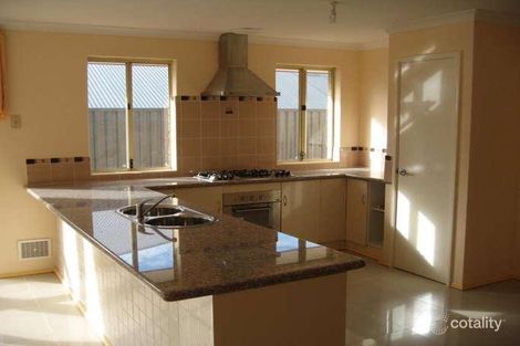 Property photo of 100 Edgecombe Pass Aveley WA 6069
