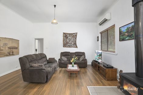 Property photo of 2 Burma Track Eganstown VIC 3461